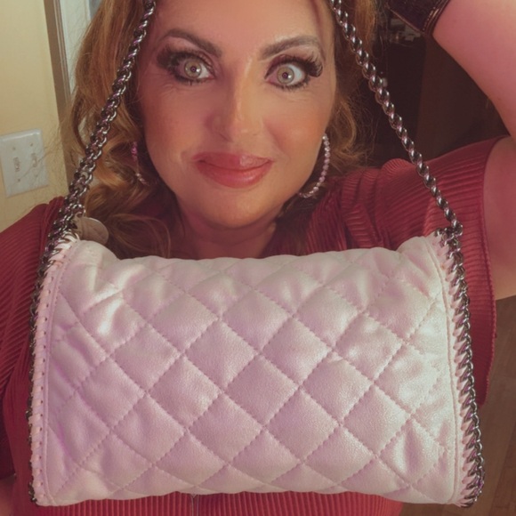 Stella McCartney White Quilted Shoulder Bag with Duster and Authenticity cards - Picture 2 of 14